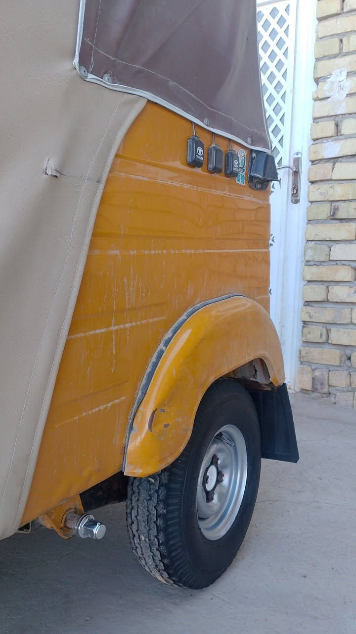 🪬 تكتك موديل 20 رقم بغداد داخله هزه وبسمنه معمره بس دوس وتكحيل او مكينه خير من الله لا تنقيص لا لاتبخير مكان واسط قضاء الحي للستفسار *********** او خاص.
