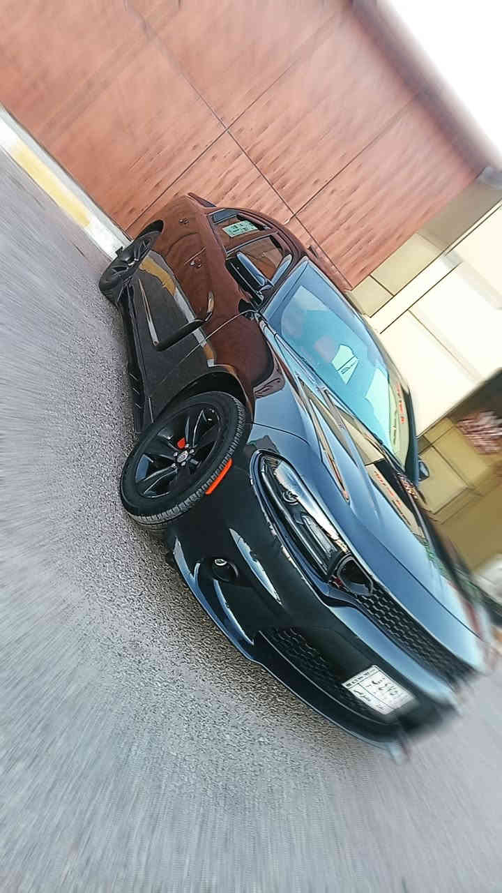 ⚪️ دوج جارجر موديل ١٨ اصل فول مواصفات sxt بلاص
رقم بغداد باسمي  
___ ______
{المواصفات}  
🔺كشنات جلد 
🔺مقعد السائق كهرباء 
🔺بصمة ابواب و صندوك  
🔺لايتات امامي رزع ٤٠٠$
🔺نضام مانع الانزلاق 
🔺انارة داخل السيارة 
🔺6 سلندر  3.6
🔺ويل  18
🔺  تدفئه وتبريد 
🔺 تثبيت مسار 
🔺 بلوتوث - كار بلي - USP 
🔺 شاشه كبيرة
🟢 صور الحادث مرفق  
____________________________
(ملاحظة)
الضرر💥
⚫️ ٣ قطع صبغ فقط بدون ايرباك وبدون دواخل 

مكان السياره : بغداد 

للاستفسار اكثر الاتصال
*********** 
 

____________________
