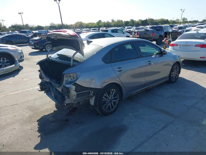 🔴 اعلان مزاد  🔴
~~~~~~~~~
🚘نوع السيارة :  فورتي  2024

🔍الفئة: جيتي لاين 

❌الحادث او الضرر : كما موضح بالصور  

🚀حجم المحرك :   2.0L

⚙️السلندر: 4

🛞 نظام دفع المركبة:  ثنائي

💰#السعر : حسب المزايدة  

🗒تاريخ مزاد السيارة :# 1/4/2026

لحضور المزاد الرابعة عصرا لدى مكتبنا ‼️ 
*********************************************
*********************************************
☑️عنوان النجف الاشرف / المناذره /بدايه شارع الحيره..
☎️للاستفسار والاتصال على الارقام التالية ☎️: 
مكتب ياسر العبايجي للمزادات الامريكيه
***********
***********
_________________
🏦 مكتب ياسر العبايجي للمزادات الامريكية والكندية لتجارة جميع انواع السيارات الوارد الامريكي 🇺🇸والكندي 🇨🇦 
 اختصاص مزاد( COPART ,IAAI, MANHEIM)
