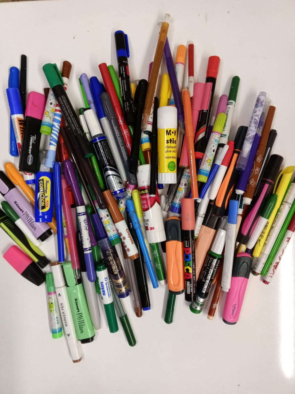 أكثر من 500 قلم منوع سعرهم 25 الف
بالة اوربي
.
#شلعة


**إذا كنت صاحب هذا الإعلان وتريد حذفه لأي سبب، رجاءا أرسل رسالة إلى الدعم الفني**