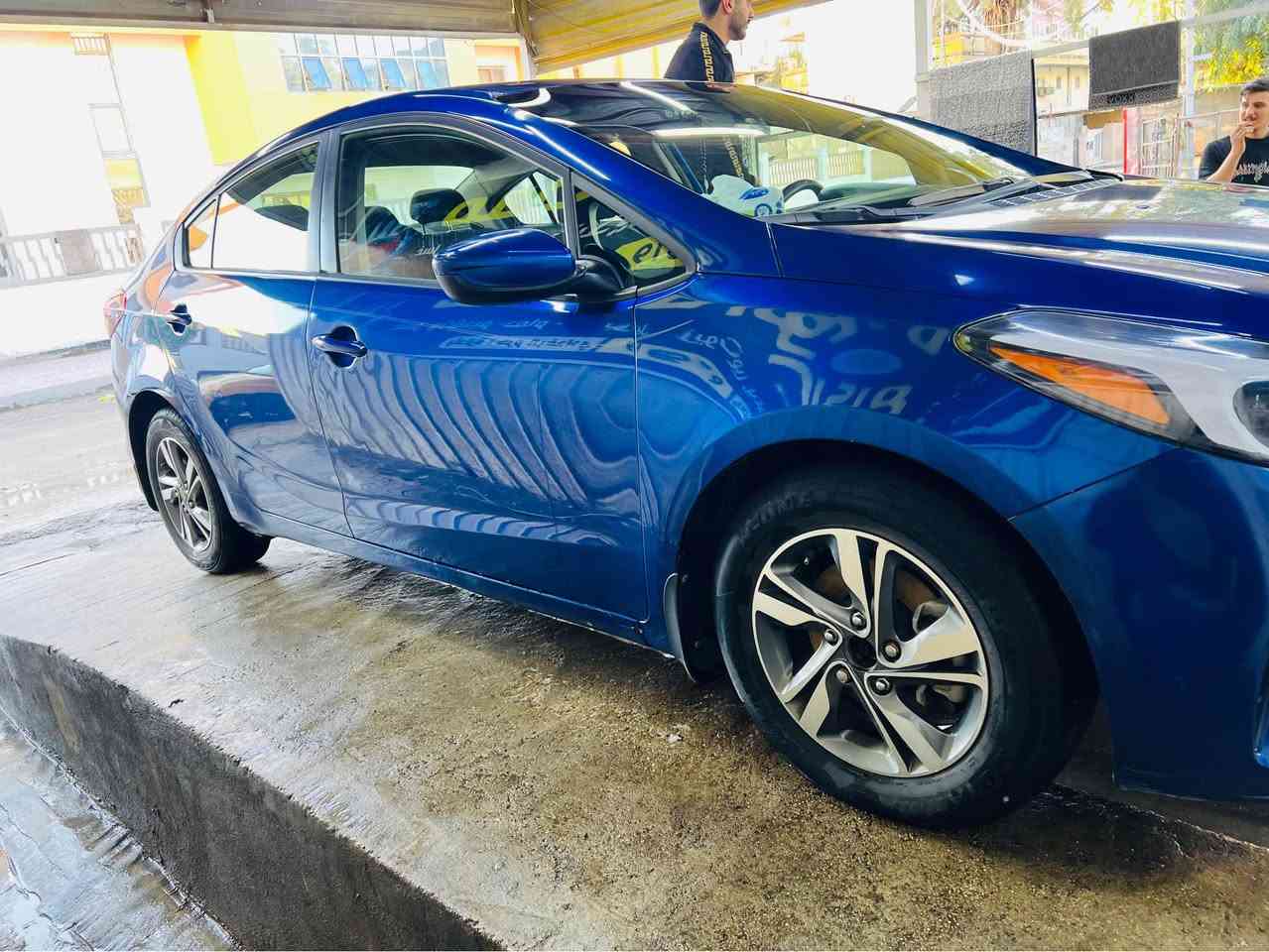 فورتي 2018
رقم اربيل الجديد سنويته تنتهي ب2030 بسمي تحويل 
كلين كفله عامه من الصبغ والضربه حته الدعميات 
تبريد ثلج 
موصفات معروفه 
مكاني بغداد الدوره 
السعر 120 وبيه مجال بسيط كلش
*********** بغداد, العراق
