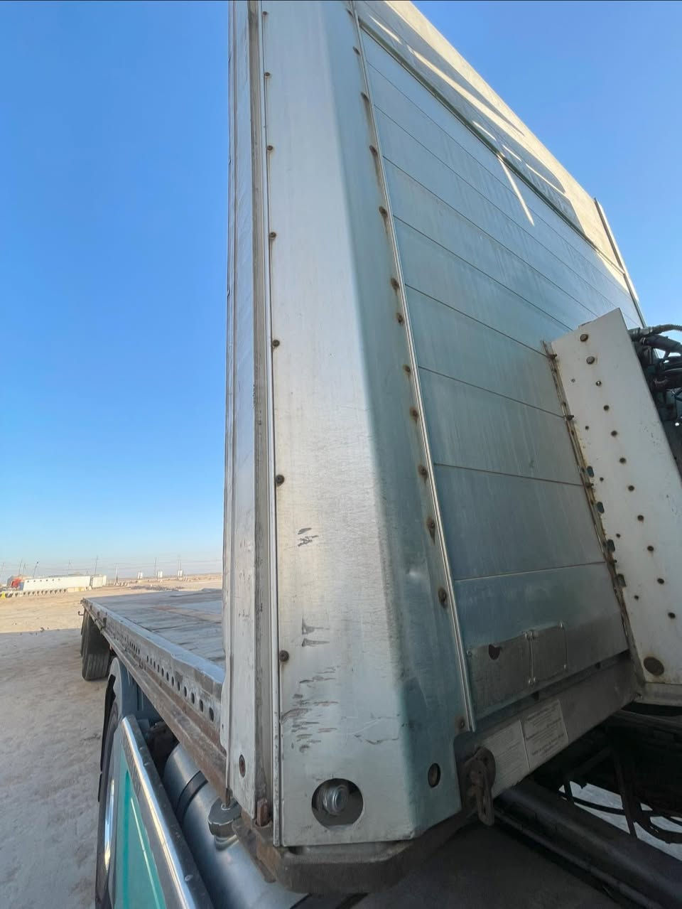 سلام عليكم عربانه اشمتز مديل 14 منفيس سحال بلادي رفاع مجموعه ساف حديث دنكير فحل مو طبله 
دسك ابريك مكفول وجديد الاستفسار والمعلومات الاتصال على الرقم 
***********
***********
