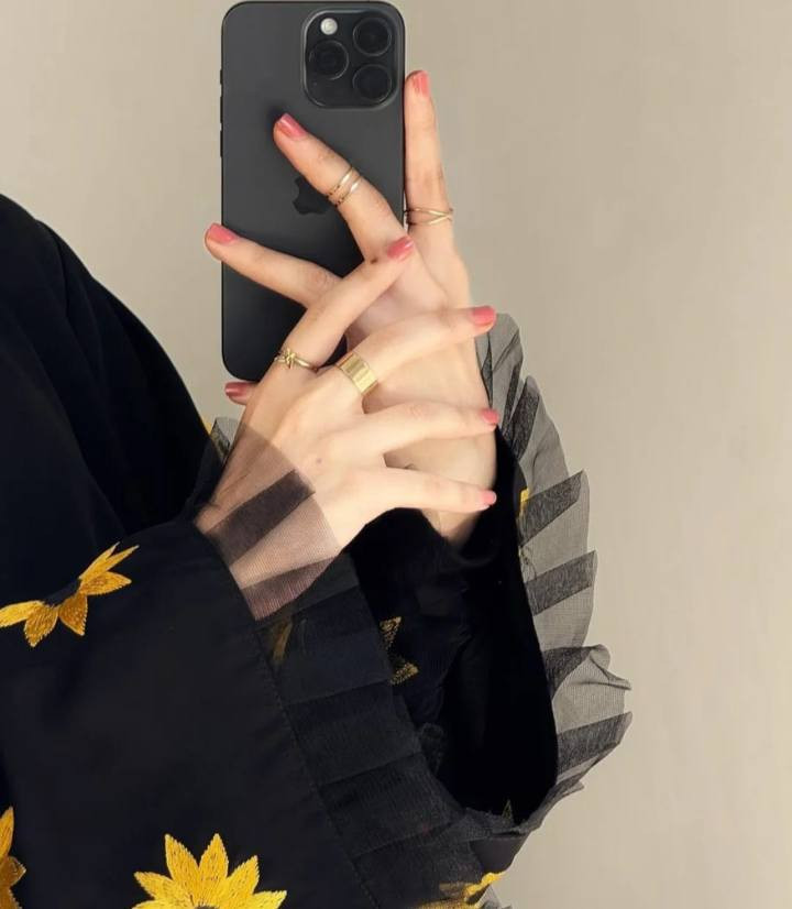 نانسي ستايل 🥰 
*اناقتك بتحكي من عنا
#السعرررررررر : 28$
عبايه زهره عباد الشمس 🌻  المميزه صارت متوفره عنا 

العبايه الاجمل والاروع قماش برادا اجنبي مكفووول  قطعه الجمال المصممه الك وبس 🔥
#مفرق / #جملة

اللون واحد اسود  🖤🌻

#قياسات  *.m.l.xl.xxl.xxxl*

من قياس 38 حتى 48
#متوفر #شحن #لكافة #الدول

شحن وتوصيل بعد ١٥ يوم انشاء شاء الله


**إذا كنت صاحب هذا الإعلان وتريد حذفه لأي سبب، رجاءا أرسل رسالة إلى الدعم الفني**