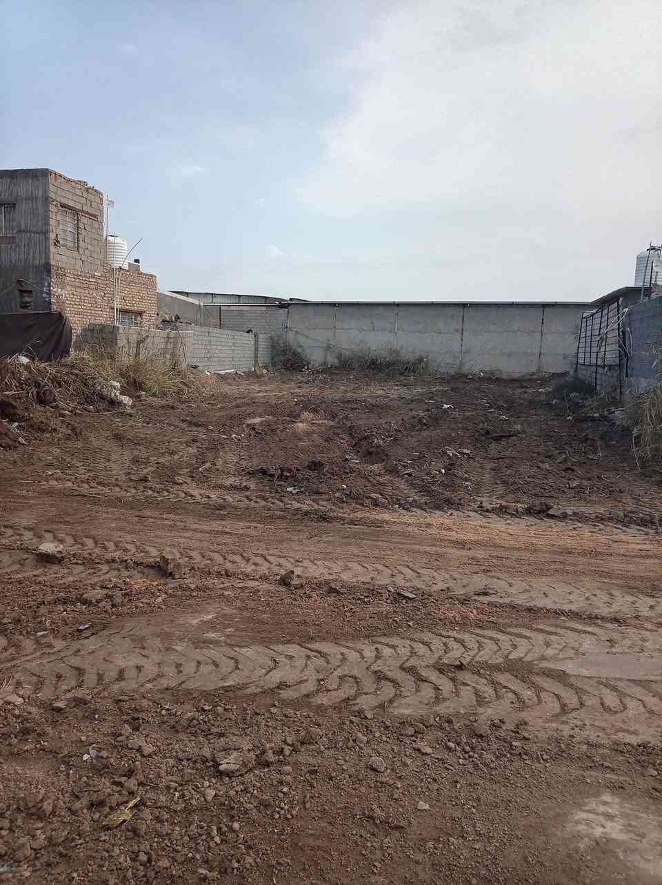 للبيع 500 متر طابو زراعي سند 25 حله ابدايت النيل فرع مخازن سيراميك المرجان
خدمات كامله السعر٣٨ مستعجل ع بيع
مراوس بسيارة حديثه ماكو شكال
