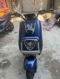 دراجة شحن بوليسي كامله ما ناقصها اي شي بطارياته جديده صاله اقل الشهر م...