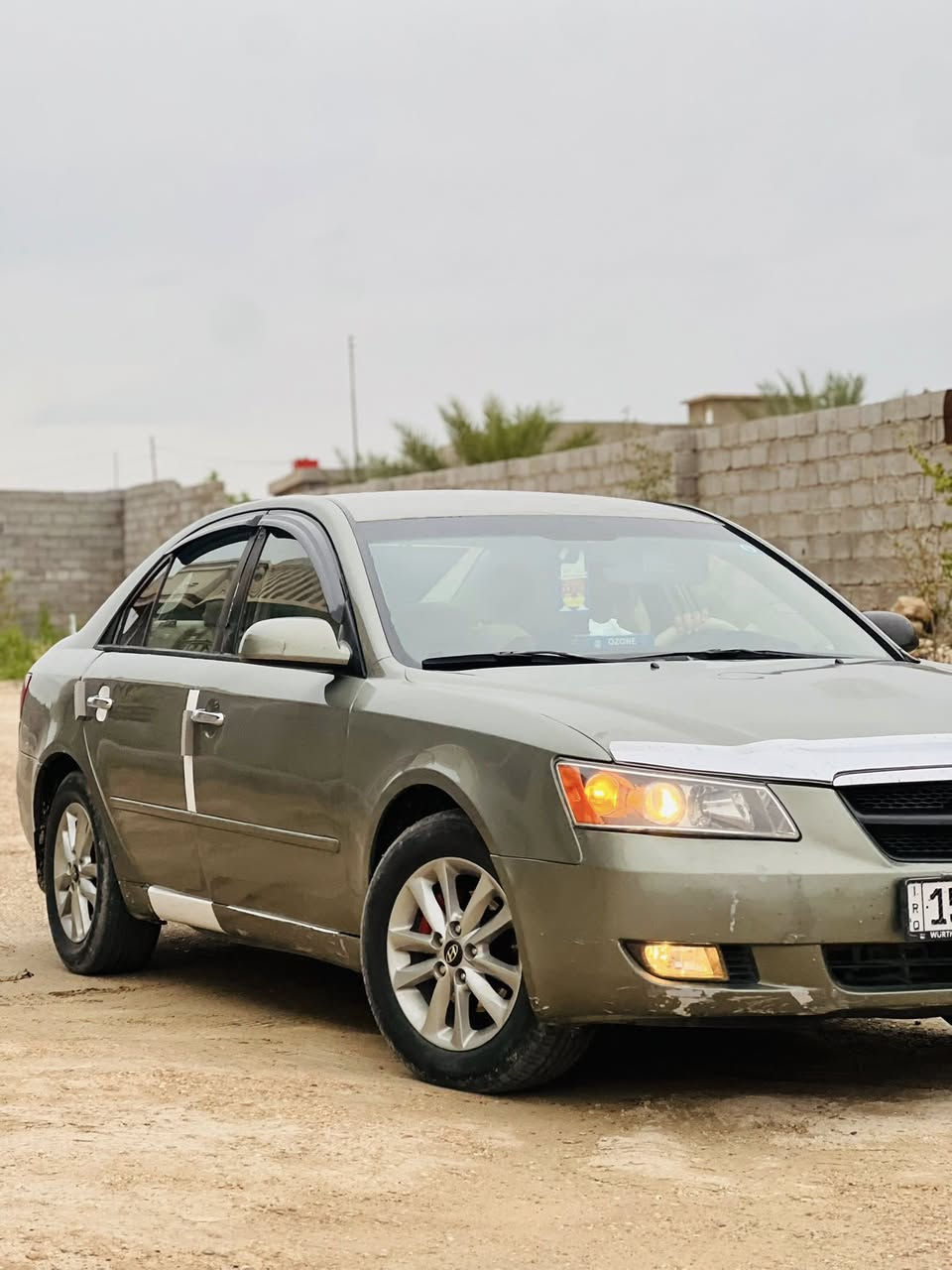 السلام عليكم 
للبيع سوناتا موديل ٢٠٠٨ رقم أنبار انكليزي 
جاهزه مجهزه ربع متخلي عليها صدرها نفضته نفض ب٤٠٠ الف جاهز مكينه كير خير من الله تبريد ثلج تدفئه شاشه 
سياره ليبل واحد مصبوغه حزام اثر جراد مكان الأنبار عامرية الفلوجه 
سعرها ٨٩ وبيها مجال بسيط /ملاحضه سياره عليها ٣ ورقات غرامه ينزلن من سعرها 
اتصل ***********
