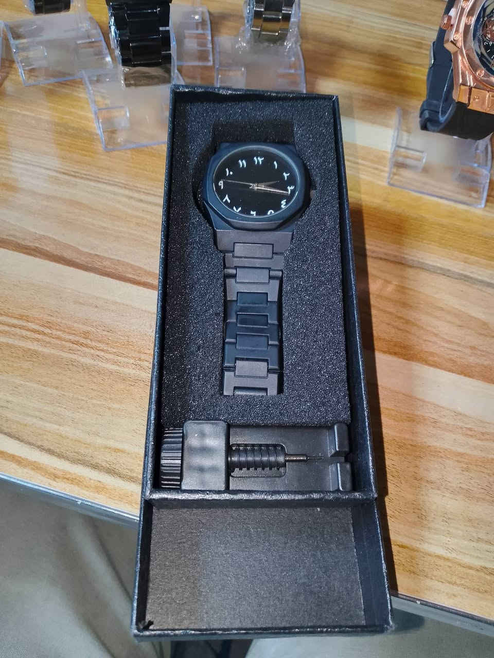 السلام عليكم ساعات رجالي اسعار مناسبه *********** واتساب
