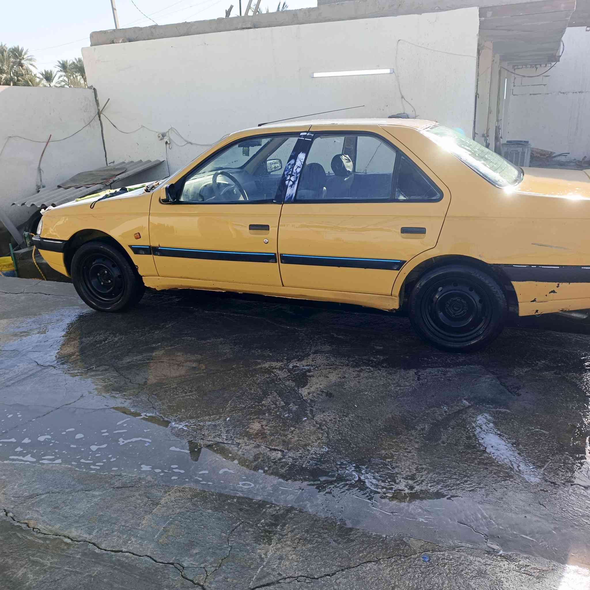 سلام عليكم بيجو 405  2016بيه ضربه بصندوك ومصلحه سياره مكينه وكير وتبريد وحداديه وتيرات كله جاهزه ماناقصه برغي سنويه صاقطه راعيه بنجف يداور رجال ماعده شمال رقمي بي واتساب لخاص مفتوح ***********
