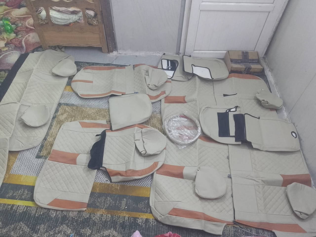 السلام عليكم دوشمه ستاركس 2007للبيع جديد غير مستخدم  السعر 120الف
ميه وعشرون الف وبيهم مجال قليل  ***********
