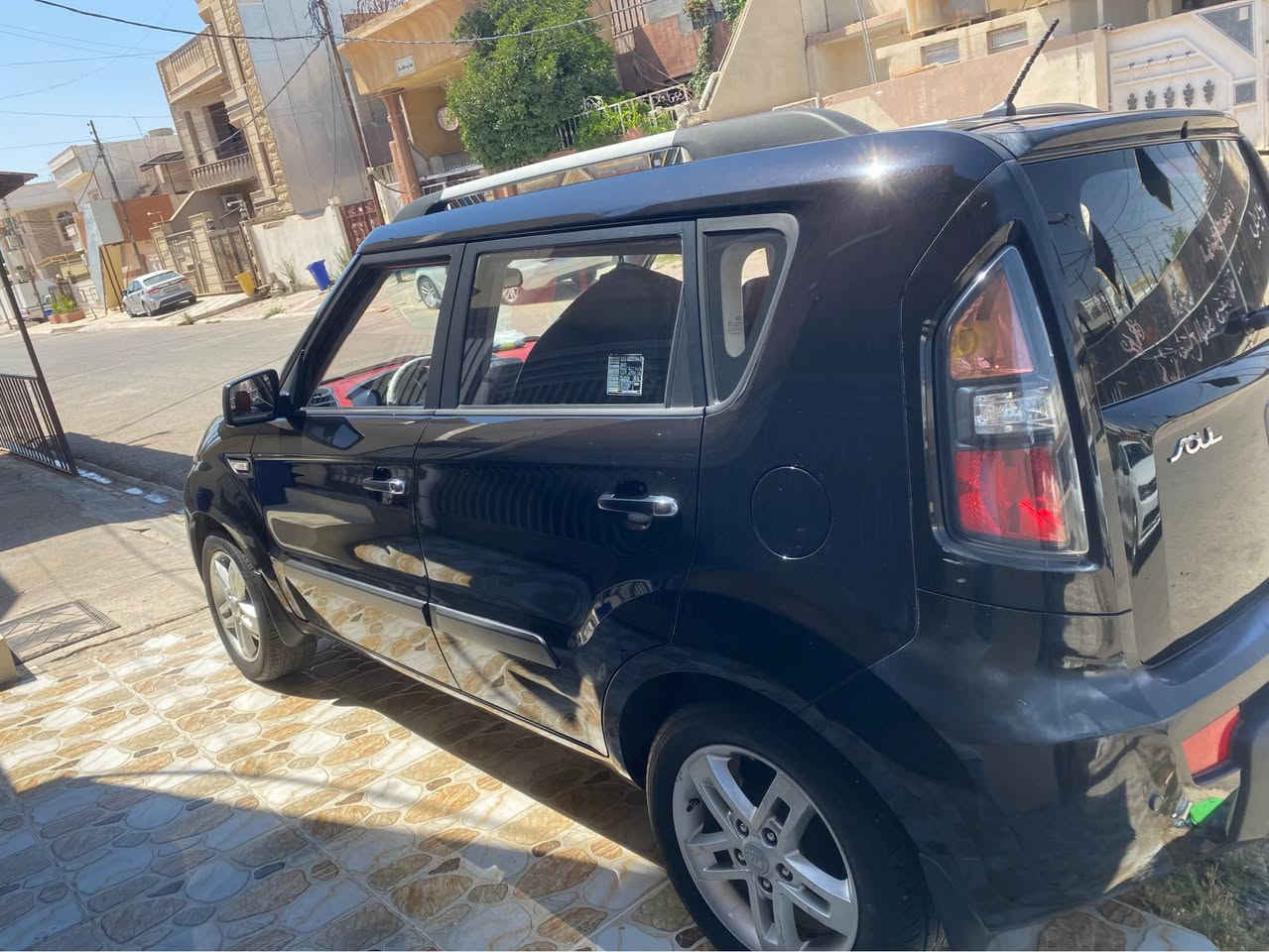 كير اوتوماتيك +عادي محرك 16 دوش ما مفتوح تبريد شركه كير محرك تبريد باتري تايرات صدر كامل كله جديد سياره بدون مصرف رقم سليمانيه انكليزي قبل اسبوع جددت الرقم والسنويه لحد 2031. بيها جاملغ امامي سايق بس صبغ مامفتوح بس مرشوش صبغ وبيها حالوب كلش ناعم وقليل بس بالفحص يطلع وتعديل بارد مكانين اصغار سياره ماشيه 198الف والسياره بأسمي وسعرها 94 وبيها مجال قليل كركوك, العراق


**إذا كنت صاحب هذا الإعلان وتريد حذفه لأي سبب، رجاءا أرسل رسالة إلى الدعم الفني**