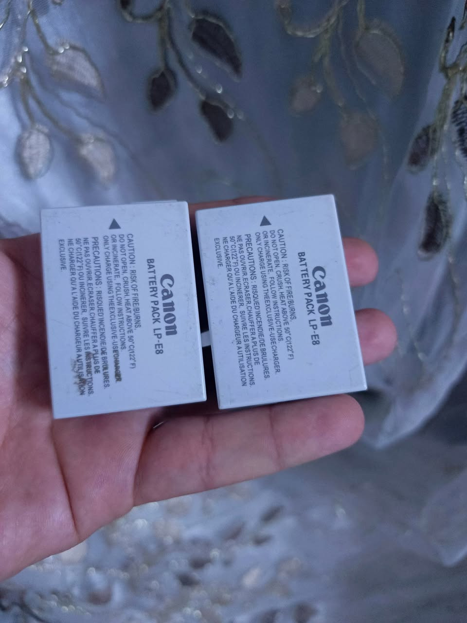 بطاريات كامره كانون عدد 2 
ترهم لل 600 و 650 و 700 و 750 
السعر القطعتين 30 ألف مع التوصيل قفل


**إذا كنت صاحب هذا الإعلان وتريد حذفه لأي سبب، رجاءا أرسل رسالة إلى الدعم الفني**