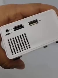 بروجكتر سينمائي • دقة عالية • يوصل للتلفاز واللاب