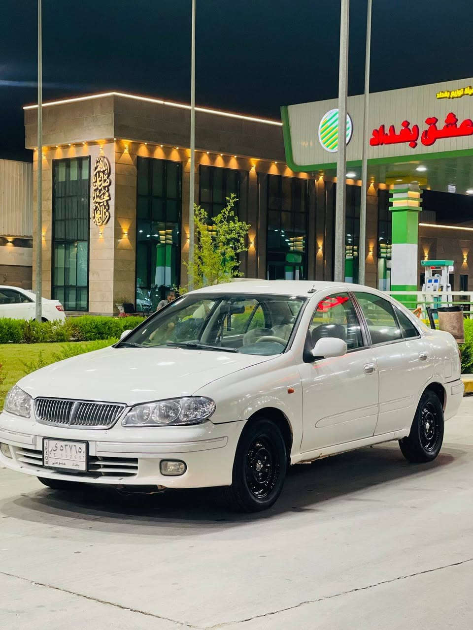 نيسان سني ياباني اصلي موديل 2002 يسرا بلادي محرك 1800 قباق اسود المرغوب كير ممتاز السياره كير عادي حداديه جيده كهربائيات كلها شغاله تبريد شغال ثلج تخم تاير جديد سياره مصبوغه السبب جانت اجره ورجعتها خصوصي سياره بدون حادث داخلي السعر 59 بيها مجال الاستفسار على هذا الرقم *********** محمد العنوان بغداد الشعب بغداد, العراق
