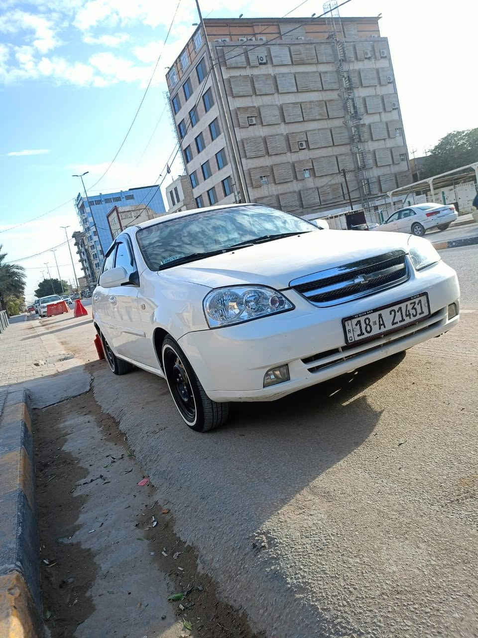 سلام عليكم
اوبترا موديل 2011 
السياره معمره تعمير حلو ومصبوغه عام أخو البلادي
تفاصيل أكثر الاتصال عل رقم
***********
