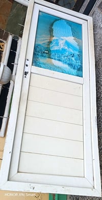 باب • مستخدمة • ٢م×٨٠سم