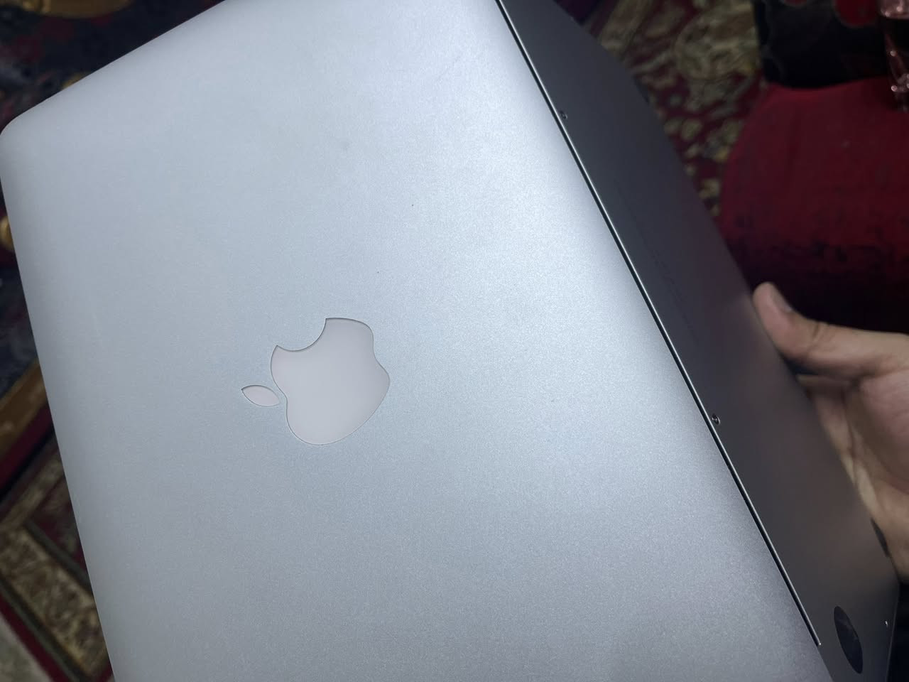 ماك بوك اير سلم حجم 11 انج 2015 نظيفة جداً شحنها يطول 4 ساعات متواصل خاليه من العيوب والشخوط  السعر 190 مكاني بغداد


**إذا كنت صاحب هذا الإعلان وتريد حذفه لأي سبب، رجاءا أرسل رسالة إلى الدعم الفني**