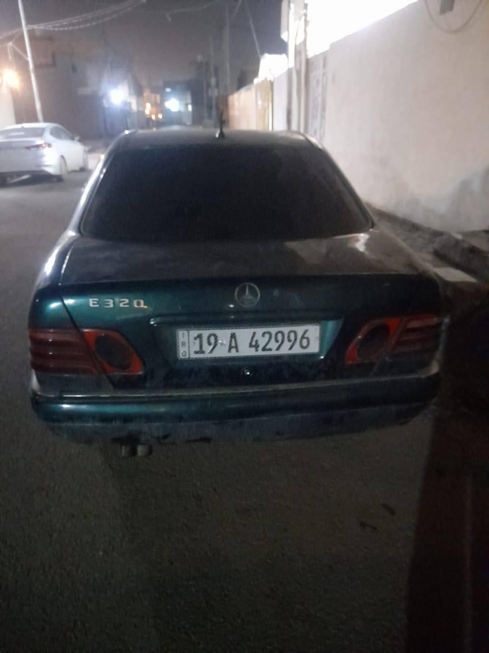 يا الله 
سلام عليكم من رخصة المسؤل للبيع فقط مال مستعجل مارسيدس E230 موديل 1997 مكينه 4 سلندر هزه سنويه جديده لل 2030 باتري دينمو مكينه كير كهربائيات كله سليم 4 جام كهرباء شغالات ابيع هذه الموجود حداديه نص عمر ترايك وين متريد السعر 48 مجال حك الجيه مكاني كربلاء التواصل خاص او اتصل *********** 

‏‪***********‬‏
