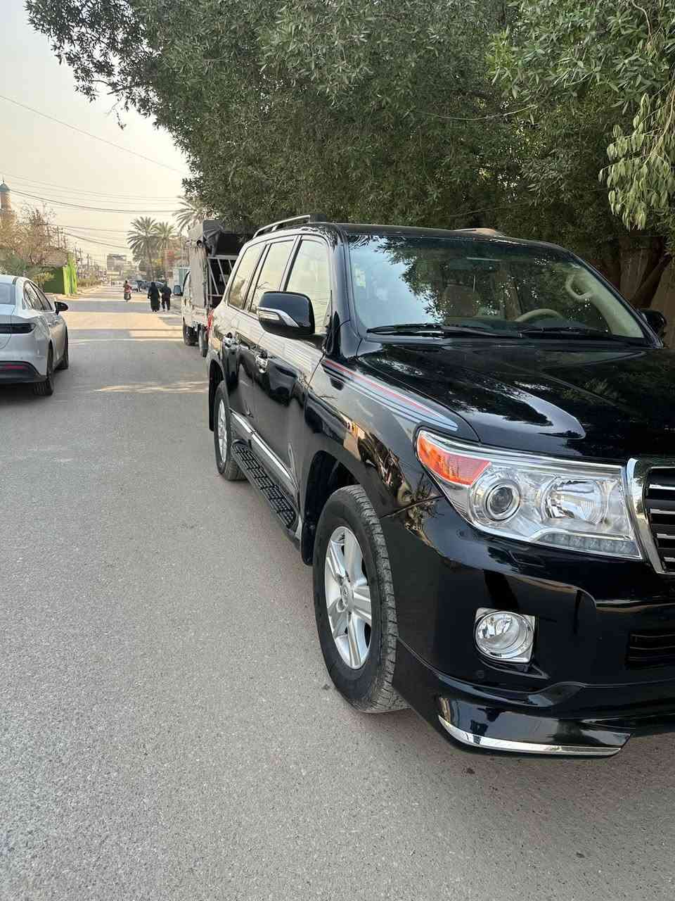 السلام عليكم
لاندكروز  GXR شركة sas فول
موديل 2014
ماشيه 175 كيلو متر
6 سلندر
بيه ربع جاملغ امامي ايمن صبغ
شويه جراد بالبنيد والقماره
رقم اربيل تحويل مباشر راعيه بغداد او وكاله 
السعر 353 ورقه وبيه قليل
المكان بغداد - البلديات
***********
