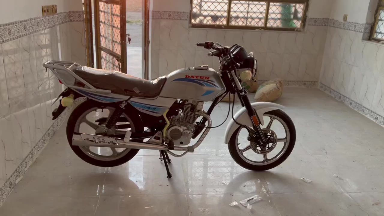 دايون عضم لبيع مديل 22وراق اصولي دراجه نضيفه كلش عنوان سده لهنديه مهناويه سعر مليون و 100 وبيه مجال شراي تصال *********** /***********
