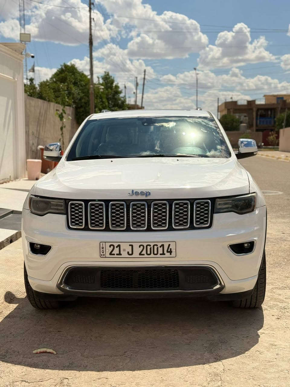 ياالله

السلام عليكم جيب لمتدد 2017 وارد امريكي 

 2017 JEEP LAREDO

المسافة المقطوعة : 114 ميل 

         حجم المكينه : 3.6    V6

الضرر : ربع بنيد صبغ فقط بدون دواخل 

#مواصفاتها

1.شاشه

2.فتحه

3.كشنات جلد

4.كشنات كهرباء

5.ويل كب

6.حساس امامي

7.لايتات زنون 

8.هيتر بالاستيرن 

9.بكلايت لد

10.حساسات خلفيه 

11.تشغيل عن بعد

12.اشاير بالمري 

13.بصمة ابواب

16.كامرا خلفيه

17.هيترات بالكشنات

18.قطعتين تبريد

20.بصمه

كير، مكينة، تبريد شرط

‎💬 السيارة جاهزة من كلشي – أي نقص مو موجود!

🔴 السعر 💵 اتصل على رقم 💸✅

📍 المكان: كركوك (طوز خرماتو)

تفاصيل اكثر هذا رقمي***********  تحياتي
