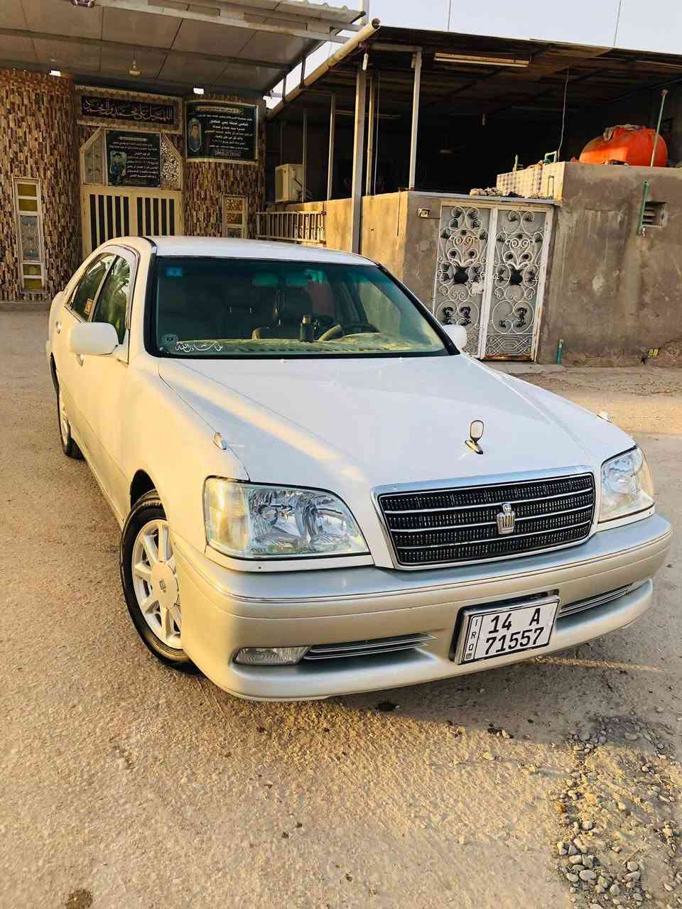 يا الله سلام عليكم ملكه جنون للبيع مديل 2001 رقم بصره نكليزي سنويه ل2030 تحويل مباشر سياره جديده كفاله من كصه ونقل جثه وضربه ولعيب شرعي مكينه ابو لكلاص تخم تاير ويل نجمه 16 حداديه جديده فول مواصفات ماعده لفتحه  كرستال اصل 4دكم كشنات 4كهربا ستيرن كهرباء مري شفط لايت زنون عالي وناصي اي نقص مابيه جديده معنه كلمه سعر 130 وبيها مجال مكان بصره قرنه رقم ***********
