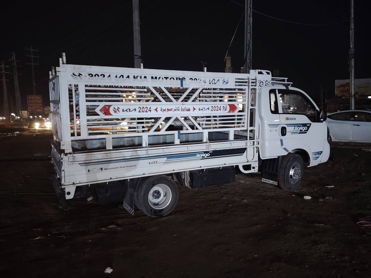 السلام عليكم للبيع محجر فحل تسكام جديد مال ثائر صويره مكاني ديوانيه رقم ***********
