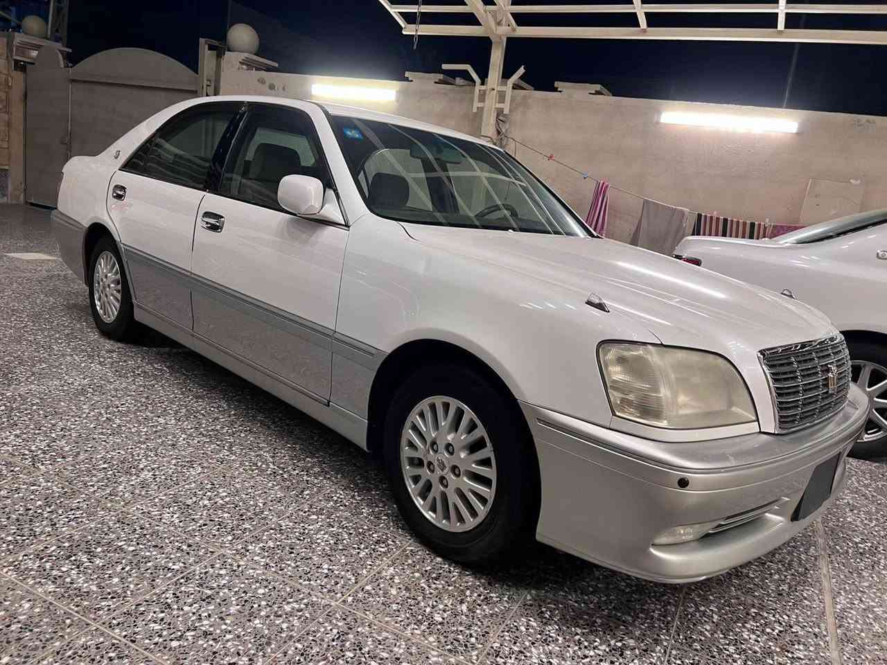 ليدور جديد ومكفول شرط زيروووو
ملكات عدد 2 قرار 102 تسجيل جديد ومداور 4 دكم عاديه كفاله عامه مداور ثاني يوم السعر 158
3 دكم كرستال اصل محرك ديفور الجبير السعر 155
***********
