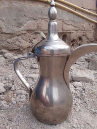 دله قهوه للبيع مال باله مختمه السعر 50 وبيها مجال 07735732554