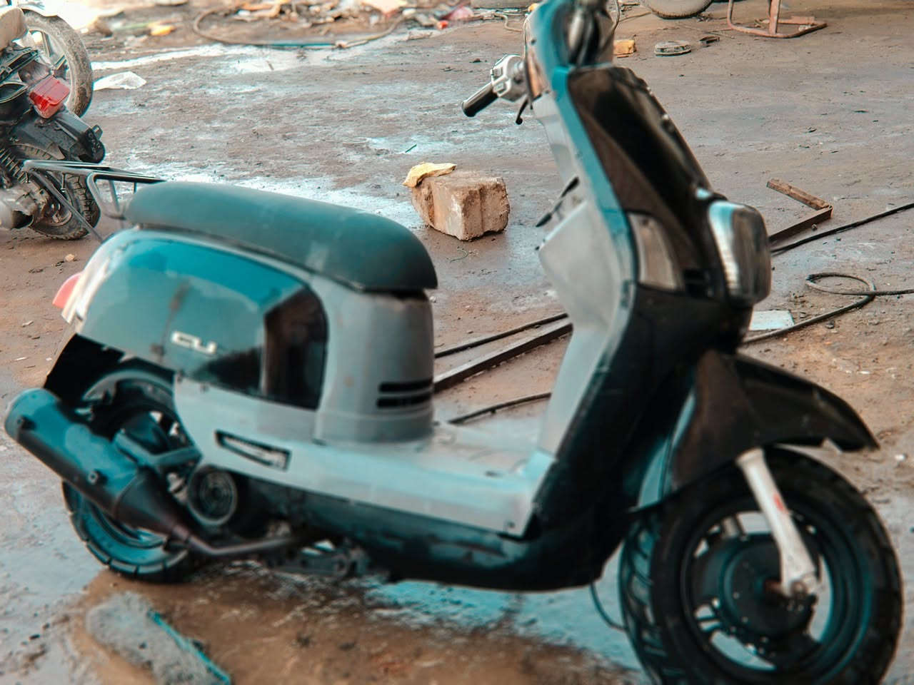 بوليس للبيع كفرات نضيفة محرك مفتوح بس ناعم كهربائيات شغالة السعر 500 وبيها مجال مكاني بابل القاسم شراي اتصل ***********
