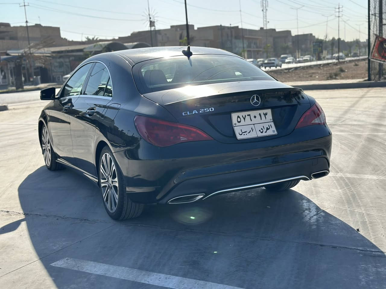 السلام عليكم 
مارسيدس cla 250  
موديل 2018 
ماشيه 70 كيلو 
السياره فول عدا الفتحه من حساسات من نقط عمياء من تدفئة كشنات دخول ذكي كامره فقط فتحه مابيها 
وارد امريكي حادثها جاملغين و شبر بنيد
يابه حته ما نطول المنشور عليكم مستعجل ع البيع ورايدها 140 
والشراي يجي وبخدمته 
مكاني النجف 
***********
