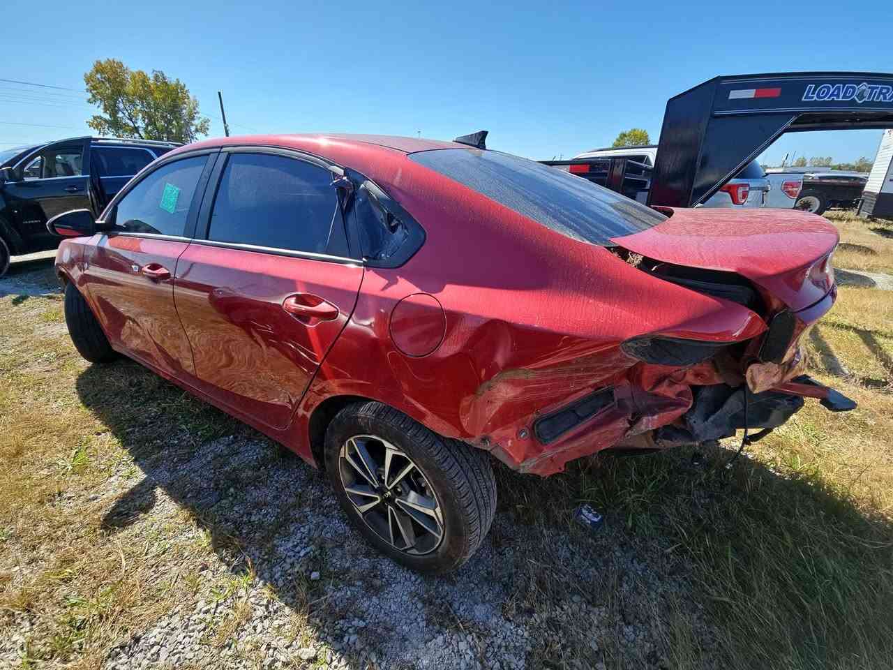 فورتي 23 امريكي رقم بغداد رقم وسنوية جدد 

لون ليموني حادث موضح بل صور بدون تبديل ليبل واحد 

ماشيه 23 ميل منضومة غاز 

السعر 150$ قابل للتفاوض ... 

المواصفات 

فول تحكم ستيرن

شاشه 

رادار 

كامره 
مود درايف 

مانع انزلاق

نقطه عمياء

توقف ذاتي 

مكاني  بغداد الجديده 

الرقم ***********

متوفر خاص
