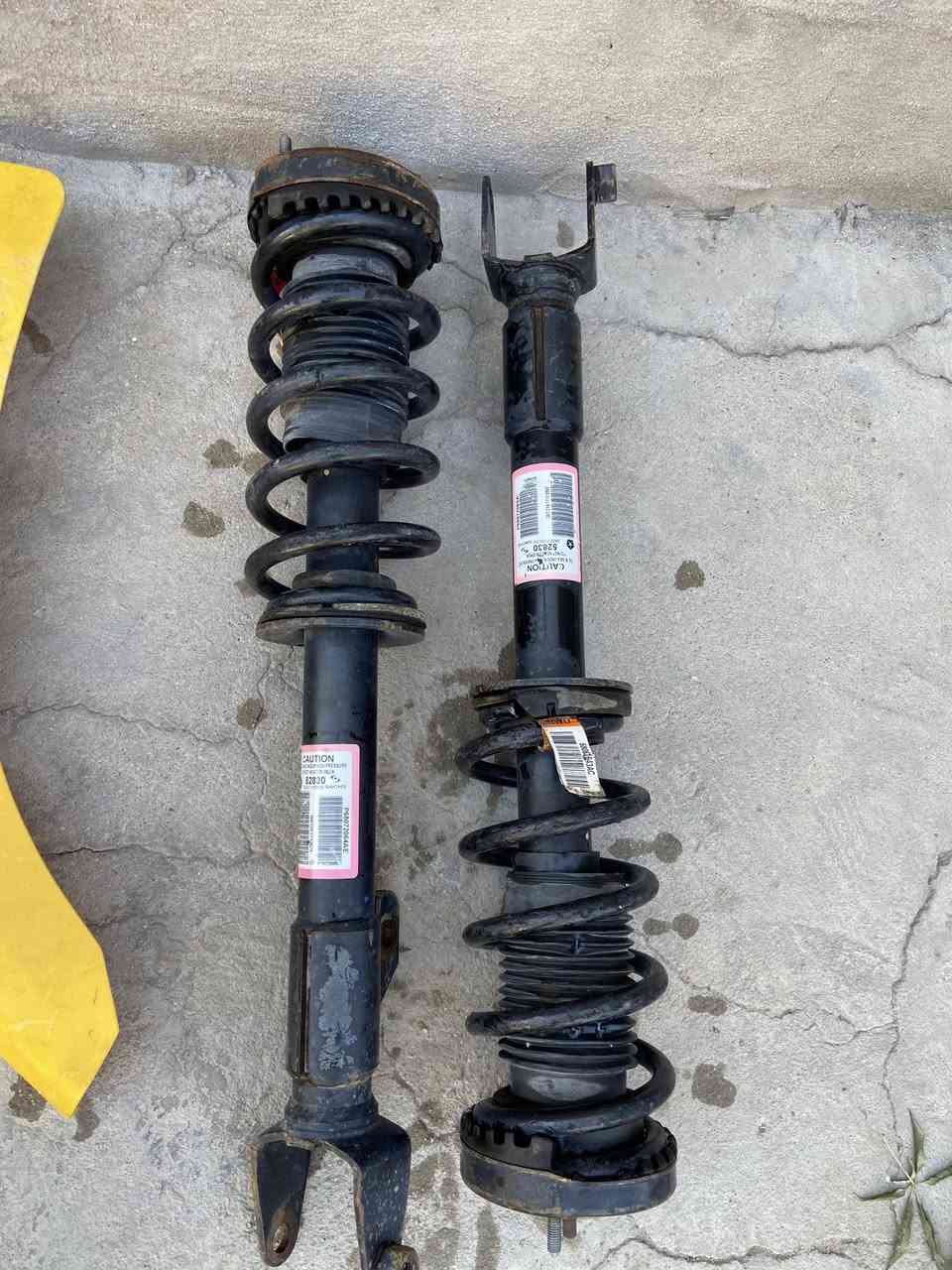 سلام عليكم اغراض جارجر للبيع دفيوزر ابلاد مسح ب 40 

لويات مال ارتي ابلاد خلفي لا كص ولا شي ابلاد ب40 

دبلات هنه والقواعد شرط من امريكا عندي ما مفتوحات والا ملعوب بيهن هنه ولويات وقواعد مالتهن بعدهن بل ليبل سعرهن 100  

وصطيات شرط كارتون بعدهن مال كزوز SRT ب 100 

لايتات واحد كامل جيب وشد والثاني يرادله فقط قبق خلفي وشد اغراضه وتشده ب 75 اثنيهن 

لحايه صفر ب 20 تكمله مال جنح خلفي ب 10 دبات سود 

مال SRT تريهن هنهً والاكزوز تريدهن بدون اكزوز سعره 150
مكاني بصره ***********
