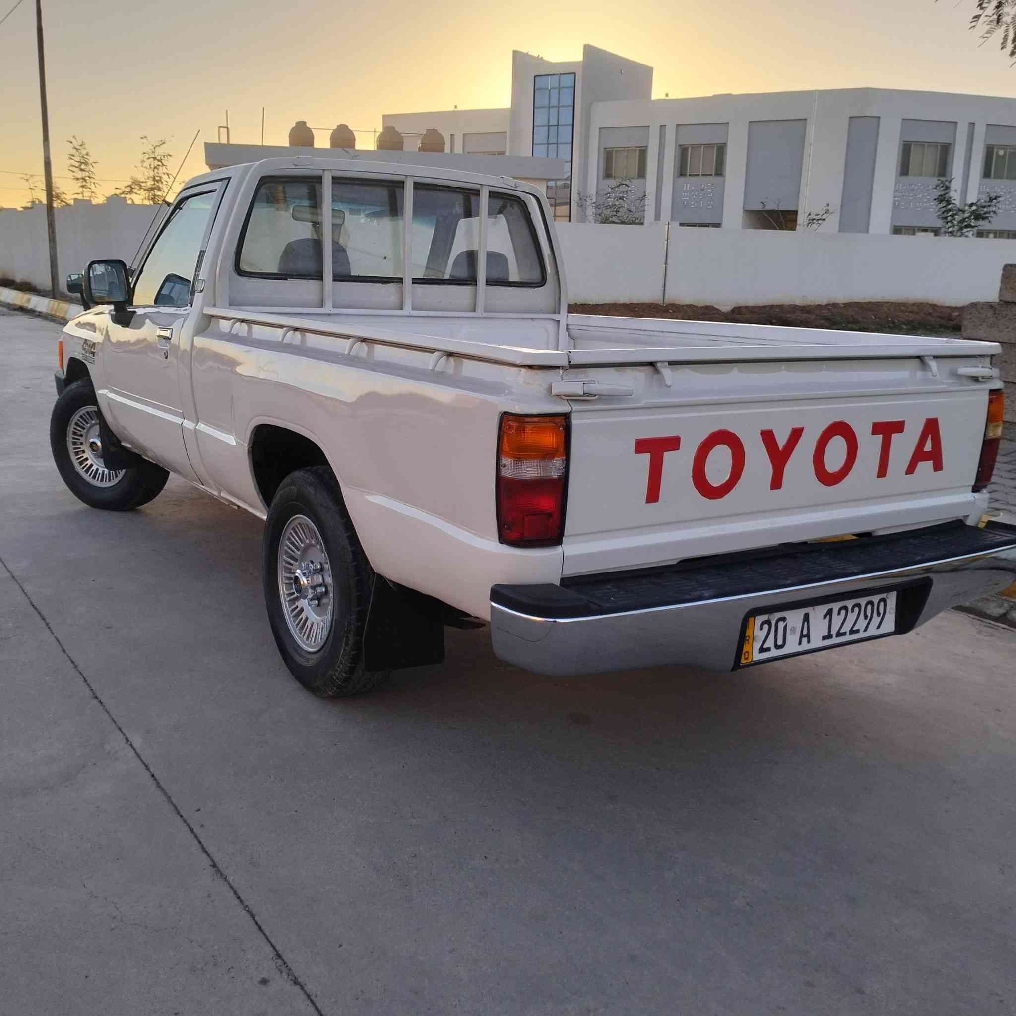 بيكم 1985
رقم ديالى جديد بأسمي
مصبوغة عام للجمالية
بدون حادث ولا خياس
شاصي مكفول
كير ومحرك بلادي مكفول
كهربائيات كلهه شغاله
دوشمه جديدة
ويه الصور فيديو موضح بي كلشي
مكانهه ديالى ناحية السعدية
السعر 47
***********
