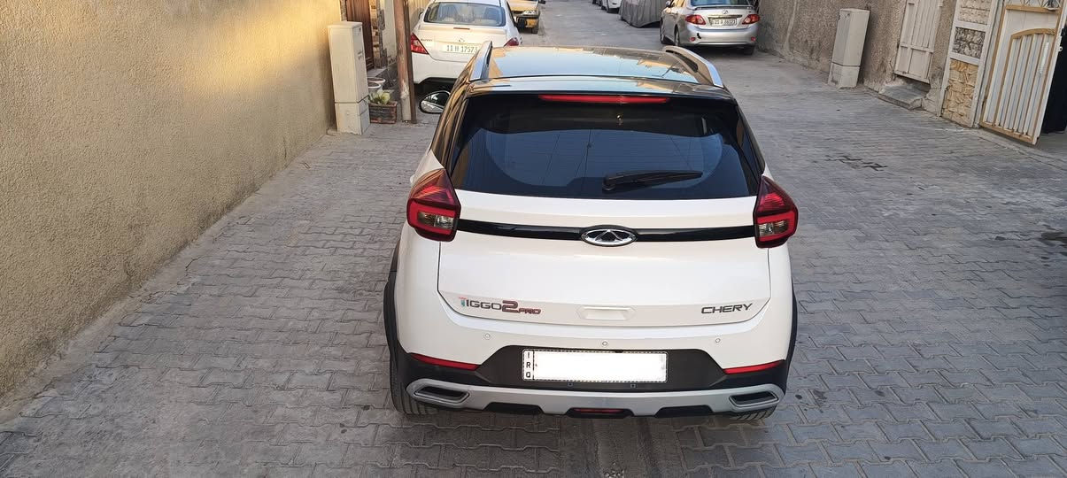 السلام عليكم
تيكو 2 برو موديل 2023 رقم بغداد
السياره مواصفات العادي مو الفول
كامره خلفيه 
كشنات مخمل 
مانع انزلاق 
مكينه 1500 
لد نهاري 
ترحيب عند الفتح
سياره نضيفه وجديده مال بيت
ماشيه 34 الف كيلو مثل ما موضح بالصور
السعر 98 وبيه مجال بسيط العنوان بغداد الغدير 
***********

