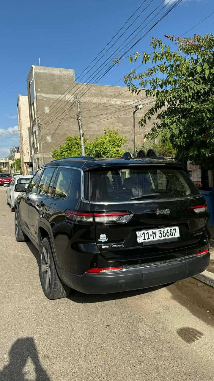 جيب كراند شيروكي اسود 2021
وكالة هارلم بدون حادث

جيب كراند شيروكي 7 راكب

 وكالة هارلم ماشية 54 الف قابلة للزياده

مابيها نقص لمتد فتحة سقف بانوراميا

كشنات امامية وخلفية تدفئة تبريد

والخلفية فقط تبريد تحديد مسار

نقط عمياء رادار جانبي تدفئة

بالستيرن حساسات وكامرة خلفية

***********

السعر 29.500 دولار
