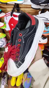 باله سعر القطعه 5 الاف وبس يوجد خدمة توصيل الى كل المحافظات بس ب3 الاف...