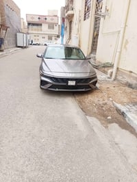 لانتره موديل 2024مصلحه وكامله ضربة كما موضح بالصور  130وبيه مجال قليل ...