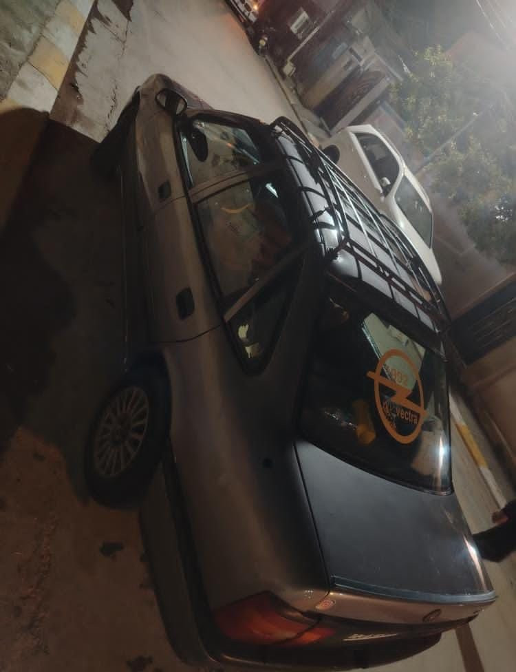 سلام عليكم سياره اوبل فكترا موديل 1992 سياره نضيفه نجي تفحص تعجبك تاخذه السعر 32 بيه مجال بنضافت الصور مكاني فلوجه السياره باسمي تحويل ثاني يوم رقم دولي  ناعمه السياره بدايت تبخير 
رقم بي واتساب وبي رصيد ***********
