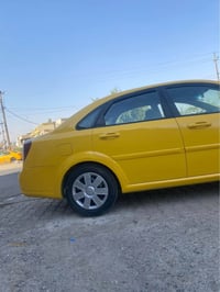 موديل ٢٠١٢ • جير عادي • بنزين