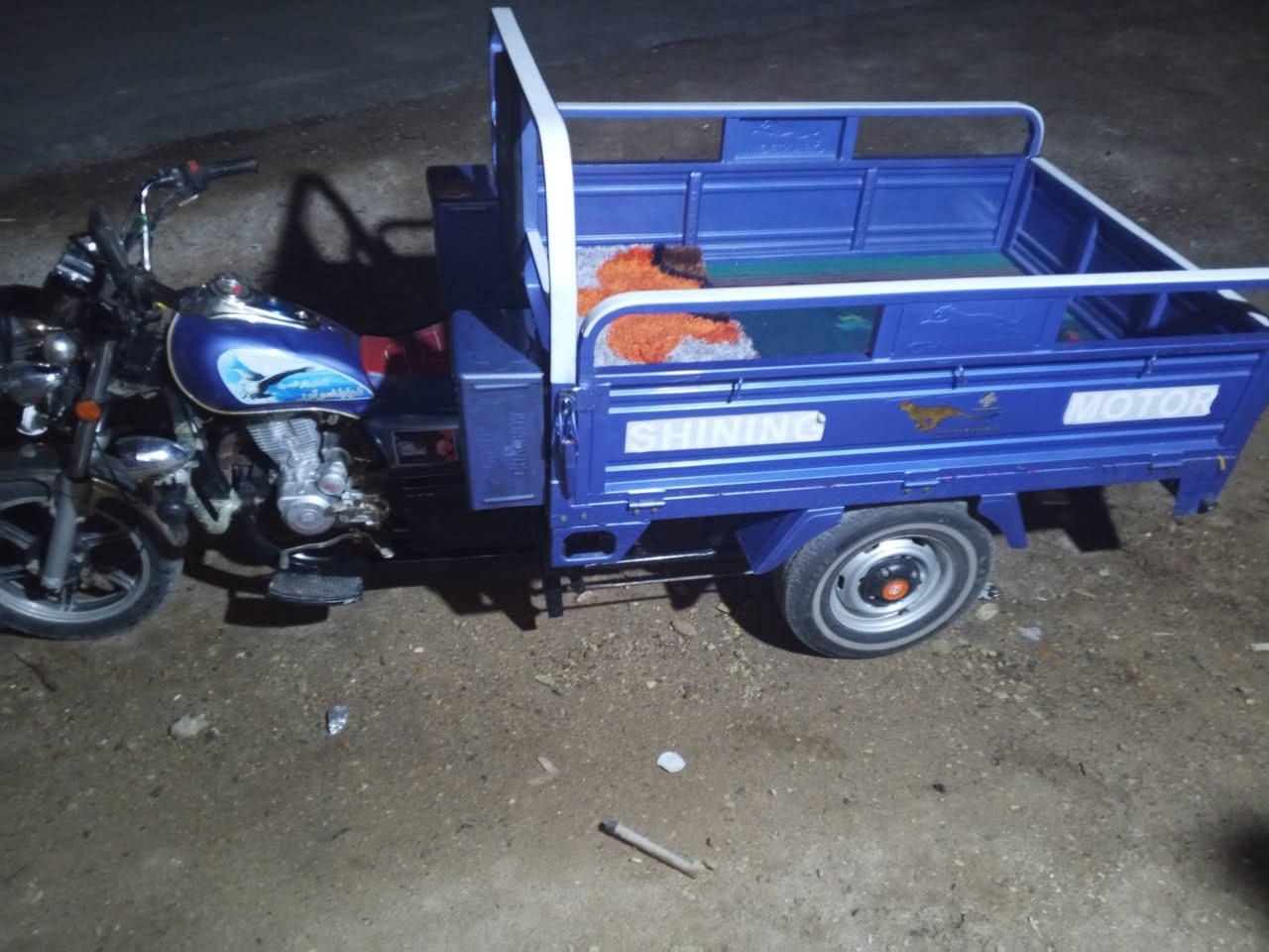 السلام عليكم شباب ستوته للبيع كربلائيه موديل 23 طالعه بال 24 ستوته مقفوله كلنا قسمه بيها السعر مليونين و 400 المكان بصره ابو الخصيب رقم الهاتف *********** متواجد وتساب
