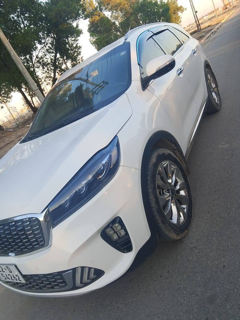 سلام عليكم سياره نوع سورنتو موديل 2019خليجي فول مواصفات عده البنرامه بصمه شاشه كامره حساسات تحكم ستيرن جهتين خمسه ويل كب شاير مري تحكم مري مري شفط كشنات كهرباي جلد 6ستندر 7راكب 3قطع تبريد دفع رباي فور ويل سنويه جديده تحويل وكاله مباشر كفاله كير مكينه حداديه تخم تاير تبريد مكفوله من ضربه او تبدي او صبغ بيه جلاتين مكانين بصيطات اثر شخوط العنوان كربلاء السعر 228بيه مجال رقم الهاتف ***********تصال  بيع فقط
