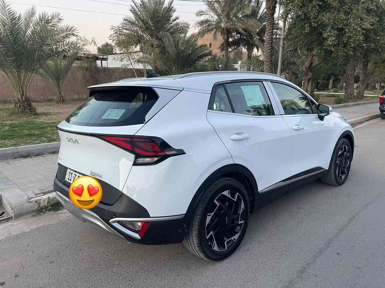 السلام عليكم شباب للبيع سبورتج موديل 2025 ماشية 40الف وكالة الشركة المجموعة الدولية العراقية ام الضمان
رقم بغداد (الدولي الجديد)
مكفولة كفاله عامة
 بصمه تشغيل باب خلفي كهرباء رادار جانبي كراسي كهرباء كراسي هيتر استيرن هيترمكينه 2000 دوش هاند بريك بصمه
شاحن واير ليس شاشه ابل كار بلي اريل نفكيتركامره دواره دشبول ايبادقطعتين تبريدحساس امامي وخلفي 
لايت زينون + LEDكشافات زينون
بكلايت LEDويل كب 19شفتات مقود
مثبت سرعه نظام مانع الانزلاق 
نظام نزول منحدرات نظام الايزو فكس
درايف مود SMART/SPORT/Eco/NORMAL
اشاير بل مري والمري قابله للطي
مخارج USB + مخرج كشن USB
تطعيم الدواخل المنيوم + اسود لماع
  مكاني بغداد
للاستفسار ***********
