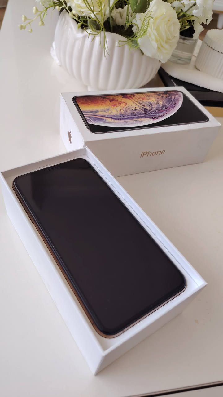 للبيع iPhone Xs Max LTE 64GB
شرق اوسط
لون ذهبي
ممفتوح وممبدل بي شي نظافة فول
بطارية 79٪
 بدون غراض
وياه كارتونته الاصلية
سعر 250 الف


**إذا كنت صاحب هذا الإعلان وتريد حذفه لأي سبب، رجاءا أرسل رسالة إلى الدعم الفني**