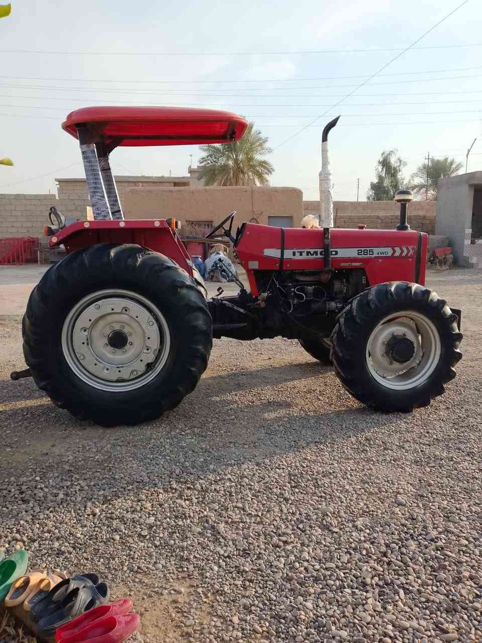 سلام عليكم تركتر ايراني دبل اكسل وضع شركه موديل 2013 رقم وسنويه سليمانيه مكفول محرك كير اكسل جاهز كراب السعر 110 وبي مجال مكان التركتر الشركاط الهيجل للاستفسار على الرقم ***********
