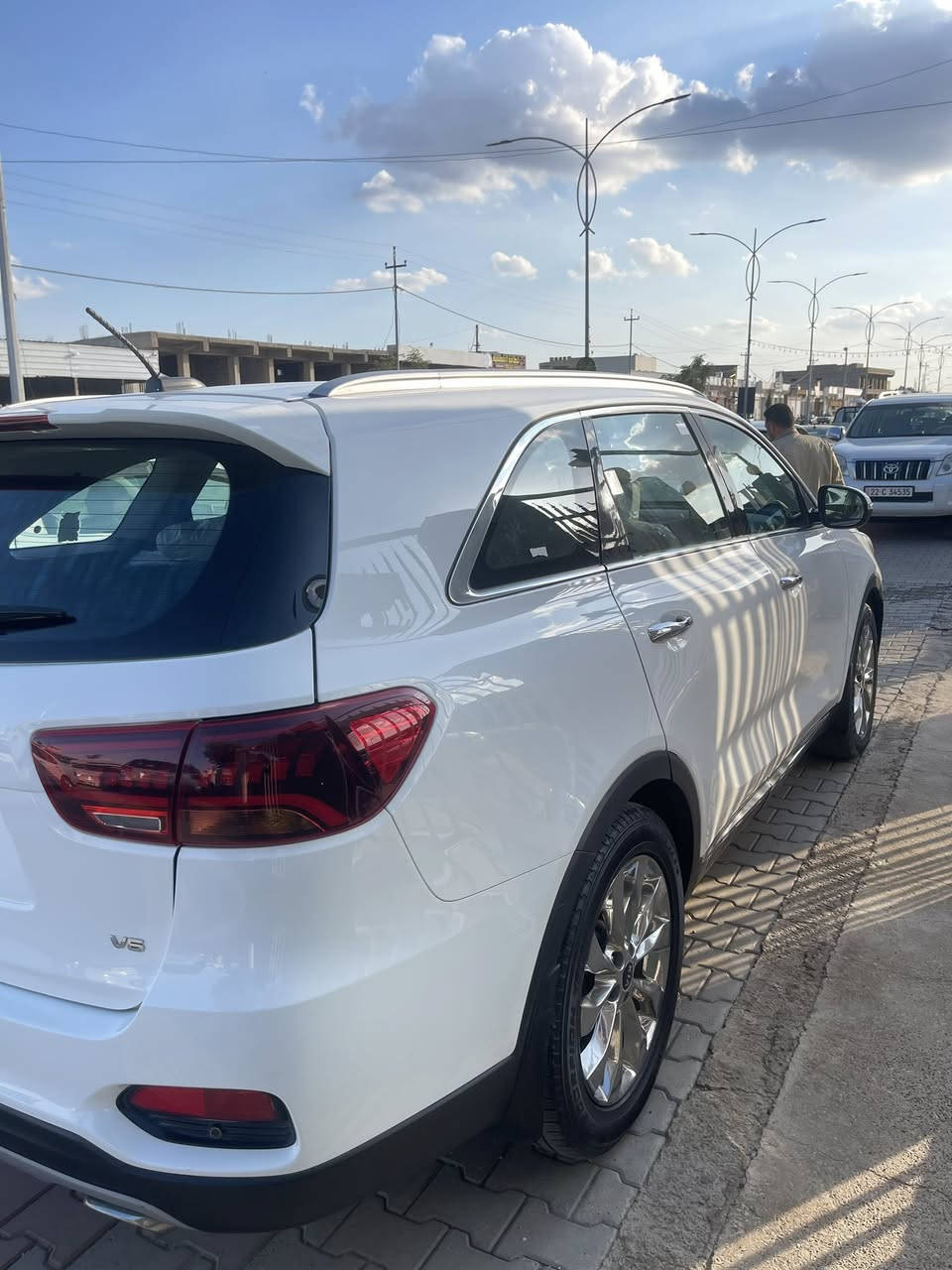 السلام عليكم للبيع سورنتو موديل 2018 خليجي مكفوله من الصبغ والتبديل السونار بالمنشور المكان صلاح الدين الضلوعية   ***********
