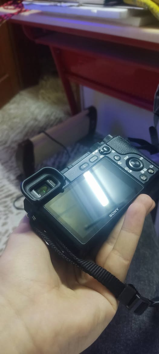سۆنی a6400
لێنزی 16-50 
شەتەر  6k  
وەک لۆک وایە شوختی نیە  زۆر کەم ئیشی کردووە 
2 پاتری  و شەحنکەرەوەی بیلادی لەگەڵە  

نرخی ٦٢٠ دۆلارە


**إذا كنت صاحب هذا الإعلان وتريد حذفه لأي سبب، رجاءا أرسل رسالة إلى الدعم الفني**