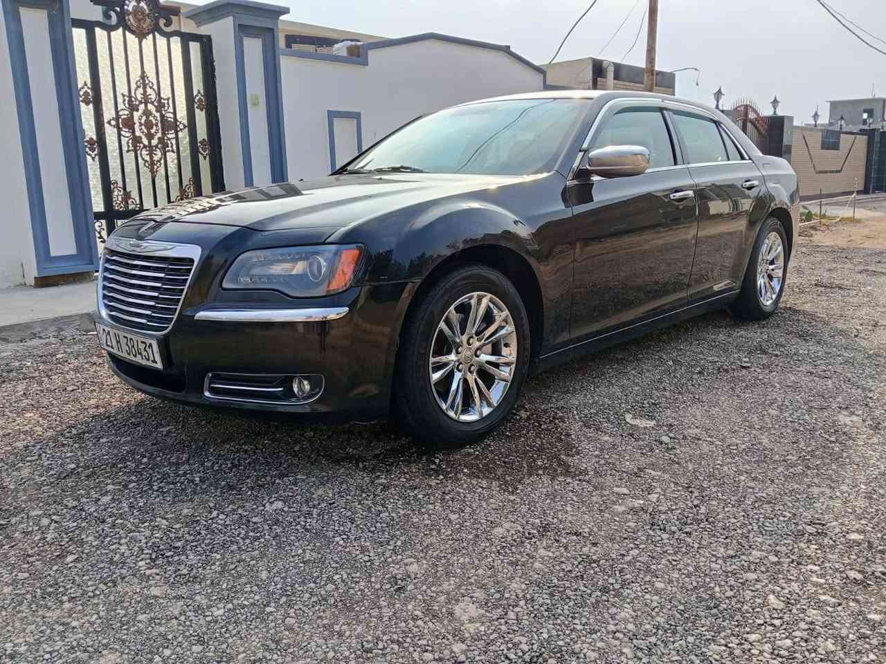 السلام عليكم
اوباما موديل 2012 رقم سليمانيه جديد بسمي
محرك جديد مال موديل17
عربانه جديده مال 18 حداديه بالجيس
ويل كب مكسيكي وتايرات جدد
سياره كامله غرفه جديده
حادثه سرقه بنيد وامبدل بواحد بلادي  وبيه بارد بالجاملغ الامامي فقط 
سعره 160 ورقه بيه مجال
مكان السياره بالكوت او البصره
رقم ***********
