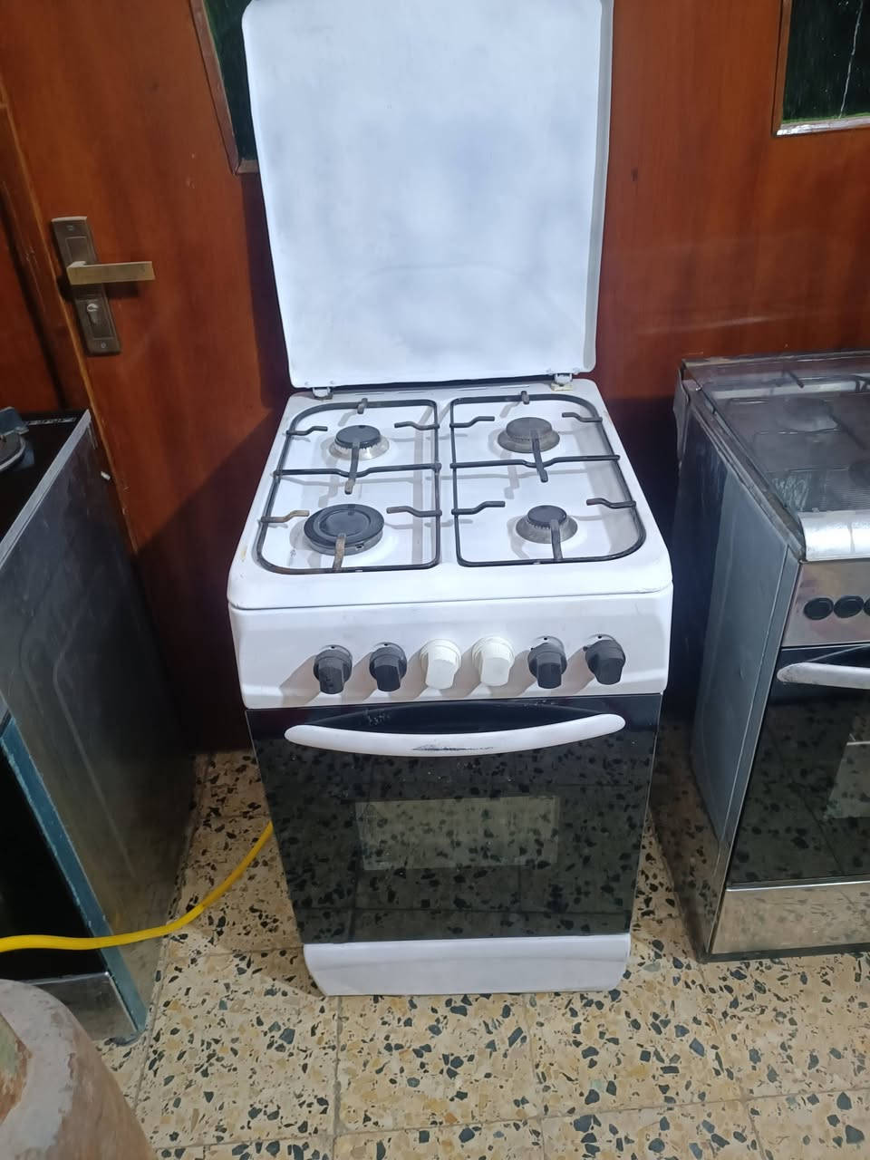 اغراض للبيع ***********
