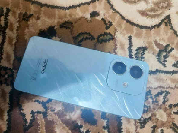 سلام عليكم عدي جهاز اوبو اي ثري اكس جهاز مرتب بطاريه5000ذاكره 128سعر الجهاز 130مكاني ناصريه مركز هاذه رقمي ***********وبي وتساب همين🌚💁
