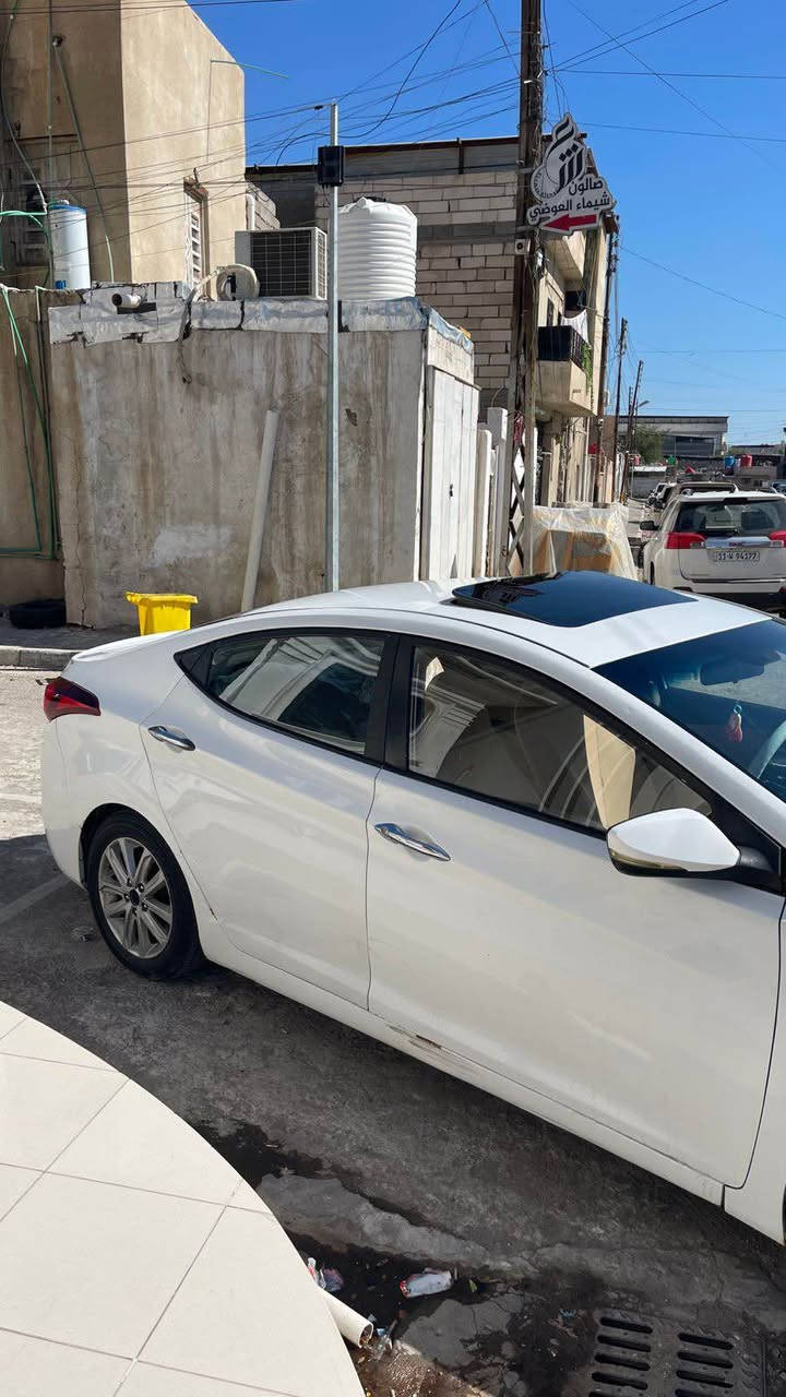 السلام عليكم النتره 2015 وارد خليجي
فو موصفات ماعده البصمه 
كير محرك حداديه جديده 
بيها 3 قطع صبغ البدي شوف عين
سنويه منتهيا وكاله عامه بيها 
السياره خير من الله واحلا من الصور 
بيع  او مراوس 
السعر 95 
البصره فلكه العروسه 
*********** البصرة, العراق
